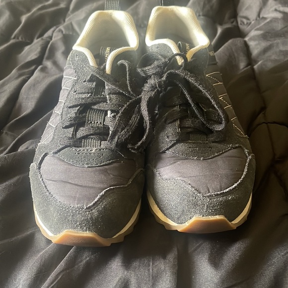 Merrell running shoes. Black. Size 7 US. Hardly worn, like new. - Picture 2 of 4